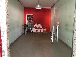 Casa Para Vender no bairro Centro em Feira De Santana