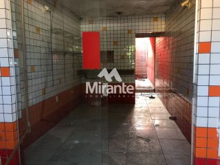 Casa Para Vender no bairro Centro em Feira De Santana