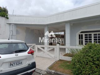 Casa de Condomínio Para Vender com 3 quartos sendo 1 suítes no bairro Muchila I em Feira De Santana