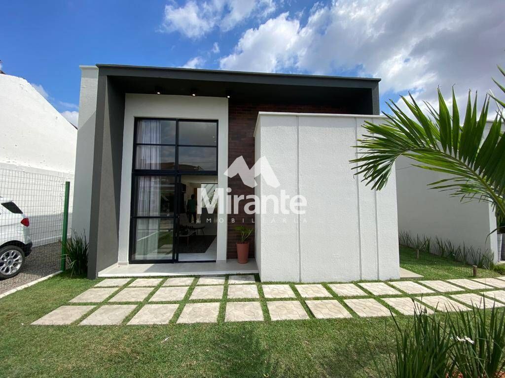 Casa Para Vender com 2 quartos sendo 1 suítes no bairro Lagoa Salgada em Feira De Santana