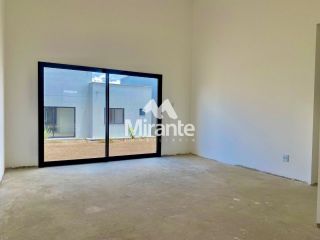 Casa de Condomínio Para Vender com 3 quartos sendo 1 suítes no bairro Sim em Feira De Santana