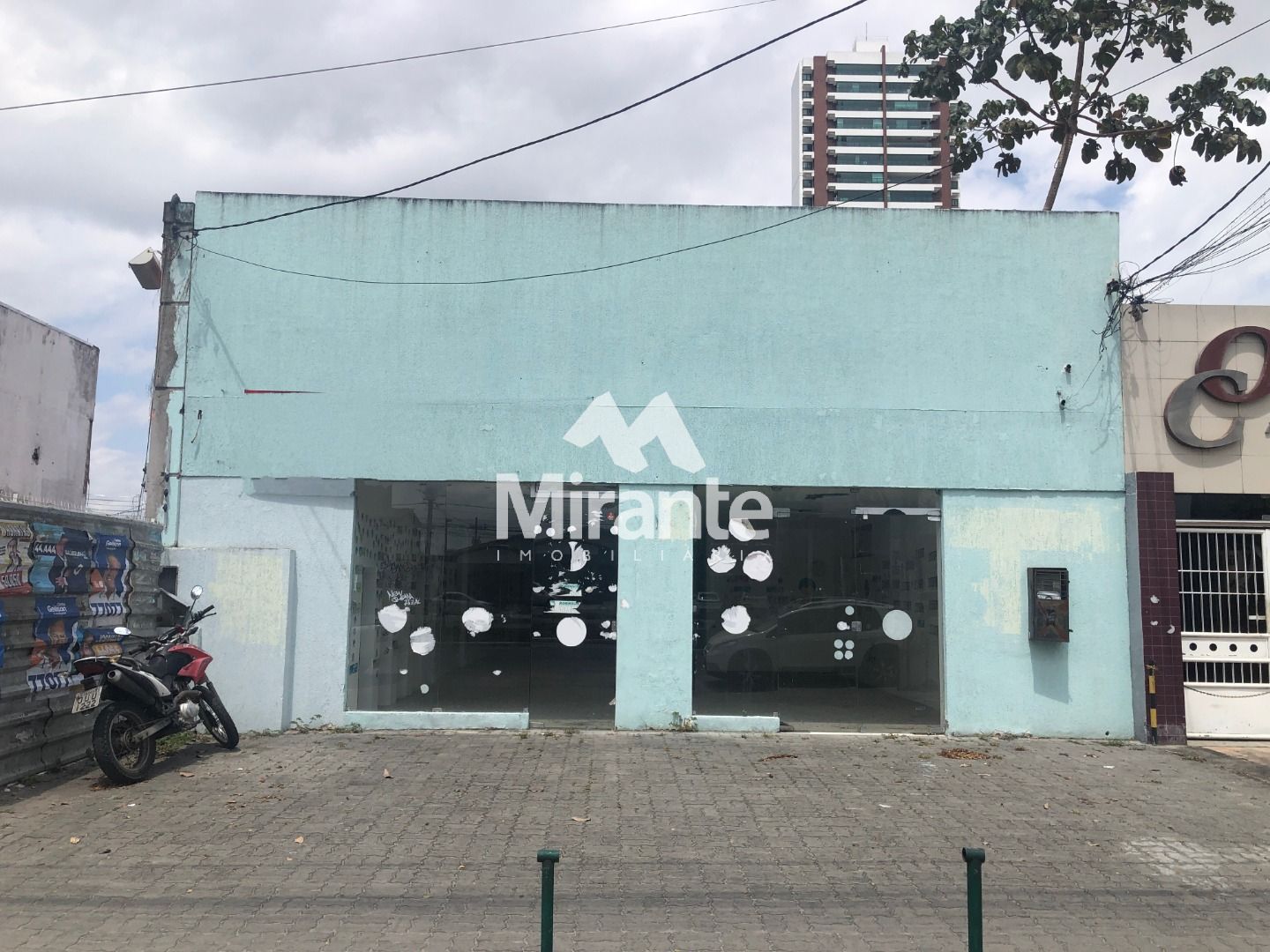 Imóvel Comercial Para Alugar no bairro Capuchinhos em Feira De Santana