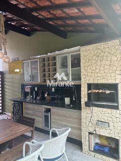 Casa de Condomínio Para Vender com 3 quartos sendo 2 suítes no bairro Lagoa Salgada em Feira De Santana