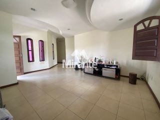 Casa Para Alugar com 3 quartos sendo 1 suítes no bairro Capuchinhos em Feira De Santana