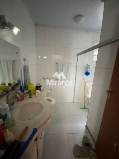 Casa Para Alugar com 3 quartos sendo 1 suítes no bairro Capuchinhos em Feira De Santana