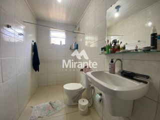 Casa Para Alugar com 3 quartos sendo 1 suítes no bairro Capuchinhos em Feira De Santana