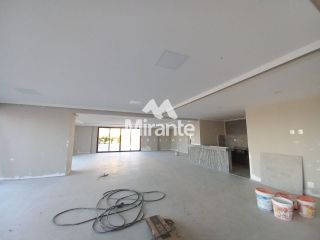 Apartamento Para Vender com 3 quartos sendo 3 suítes no bairro Santa Mônica em Feira De Santana