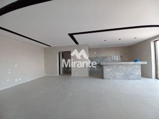 Apartamento Para Vender com 3 quartos sendo 3 suítes no bairro Santa Mônica em Feira De Santana