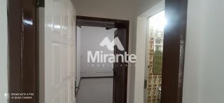 Casa Para Vender com 4 quartos sendo 3 suítes no bairro Santa Mônica em Feira De Santana