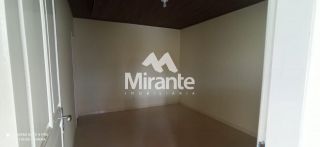 Casa Para Vender com 4 quartos sendo 3 suítes no bairro Santa Mônica em Feira De Santana