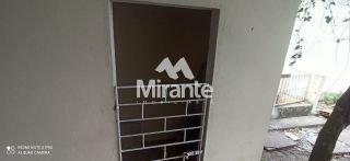 Casa Para Vender com 4 quartos sendo 3 suítes no bairro Santa Mônica em Feira De Santana