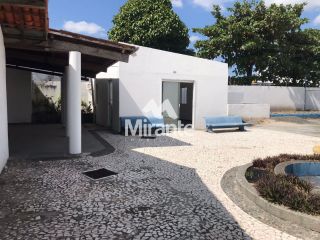 Casa Para Vender no bairro Centro em Feira De Santana