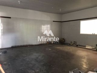 Casa Para Vender no bairro Centro em Feira De Santana