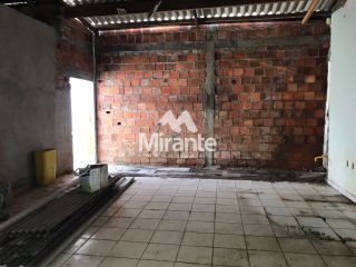 Casa Para Vender no bairro Centro em Feira De Santana