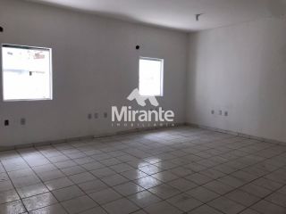 Casa Para Vender no bairro Centro em Feira De Santana