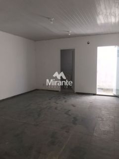 Casa Para Vender no bairro Centro em Feira De Santana