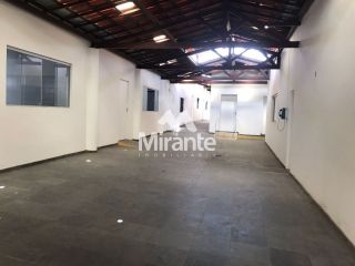 Casa Para Vender no bairro Centro em Feira De Santana