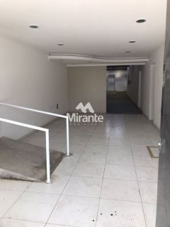 Casa Para Vender no bairro Centro em Feira De Santana