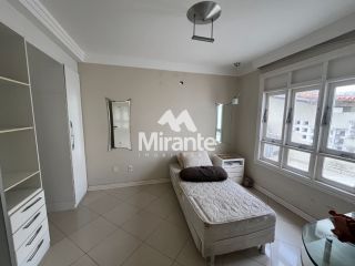 Casa Para Vender com 5 quartos sendo 3 suítes no bairro Lagoa Salgada em Feira De Santana