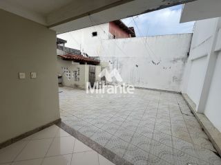 Casa Para Vender com 5 quartos sendo 3 suítes no bairro Lagoa Salgada em Feira De Santana