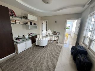 Casa Para Vender com 5 quartos sendo 3 suítes no bairro Lagoa Salgada em Feira De Santana