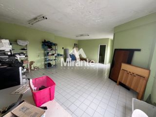 Casa Para Vender com 5 quartos sendo 3 suítes no bairro Lagoa Salgada em Feira De Santana