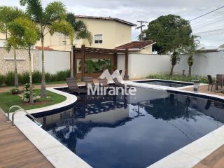 Casa de Condomínio Para Vender com 4 quartos sendo 1 suítes no bairro Santa Mônica em Feira De Santana