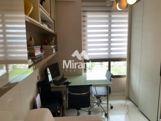 Apartamento Para Vender com 3 quartos sendo 3 suítes no bairro Santa Mônica em Feira De Santana