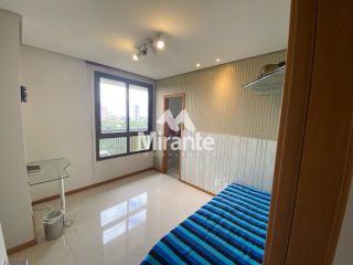 Apartamento Para Vender com 4 quartos sendo 4 suítes no bairro Santa Mônica em Feira De Santana