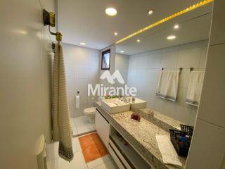 Apartamento Para Vender com 4 quartos sendo 4 suítes no bairro Santa Mônica em Feira De Santana