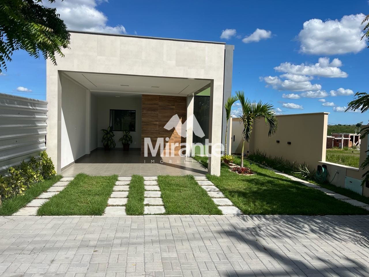 Casa Para Vender com 3 quartos sendo 1 suítes no bairro Chaparral em Feira De Santana