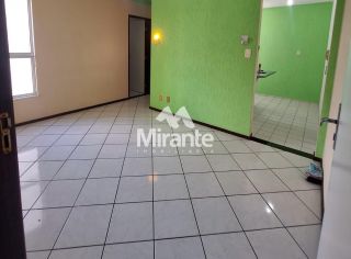 Apartamento Para Vender com 2 quartos no bairro Baraúnas em Feira De Santana