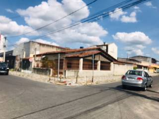 Casa Para Vender no bairro Ponto Central em Feira De Santana