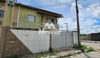 Casa Para Vender com 3 quartos sendo 1 suítes no bairro Sim em Feira De Santana