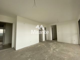 Apartamento Para Vender com 3 quartos sendo 1 suítes no bairro Santa Mônica em Feira De Santana