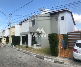 Casa de Condomínio Para Vender com 4 quartos com 4 suítes no bairro Lagoa Salgada em Feira De Santana