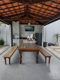 Casa de Condomínio Para Vender com 4 quartos com 4 suítes no bairro Lagoa Salgada em Feira De Santana