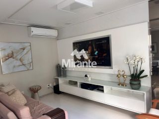 Casa de Condomínio Para Vender com 4 quartos sendo 1 suítes no bairro Sobradinho em Feira De Santana