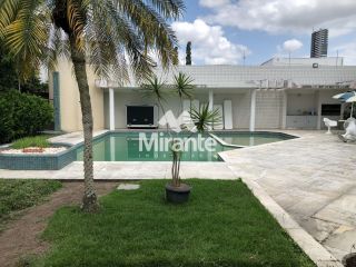 Casa Para Alugar com 4 quartos sendo 3 suítes no bairro Parque Getúlio Vargas em Feira De Santana
