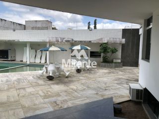 Casa Para Alugar com 4 quartos sendo 3 suítes no bairro Parque Getúlio Vargas em Feira De Santana