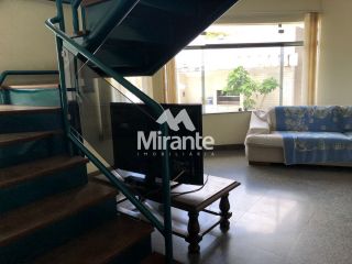 Casa Para Alugar com 4 quartos sendo 3 suítes no bairro Parque Getúlio Vargas em Feira De Santana