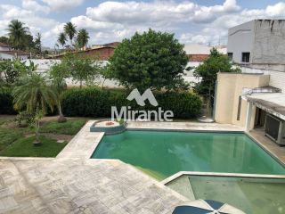 Casa Para Alugar com 4 quartos sendo 3 suítes no bairro Parque Getúlio Vargas em Feira De Santana