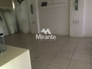 Casa Para Alugar com 4 quartos sendo 3 suítes no bairro Parque Getúlio Vargas em Feira De Santana