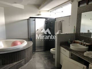 Casa Para Alugar com 4 quartos sendo 3 suítes no bairro Parque Getúlio Vargas em Feira De Santana