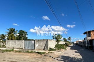 Lote / Terreno de Bairro Para Vender no bairro Lagoa Salgada em Feira De Santana