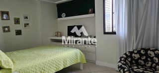 Apartamento Para Vender com 4 quartos sendo 2 suítes no bairro Ponto Central em Feira De Santana