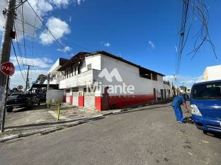 Casa Para Vender no bairro Capuchinhos em Feira De Santana