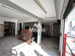 Casa Para Vender no bairro Capuchinhos em Feira De Santana