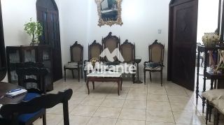 Casa Para Vender com 3 quartos no bairro Santa Mônica em Feira De Santana