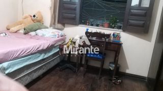 Casa Para Vender com 3 quartos no bairro Santa Mônica em Feira De Santana